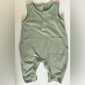 Baby Gap Solid Henley One-Piece (Size 0-3 Months)